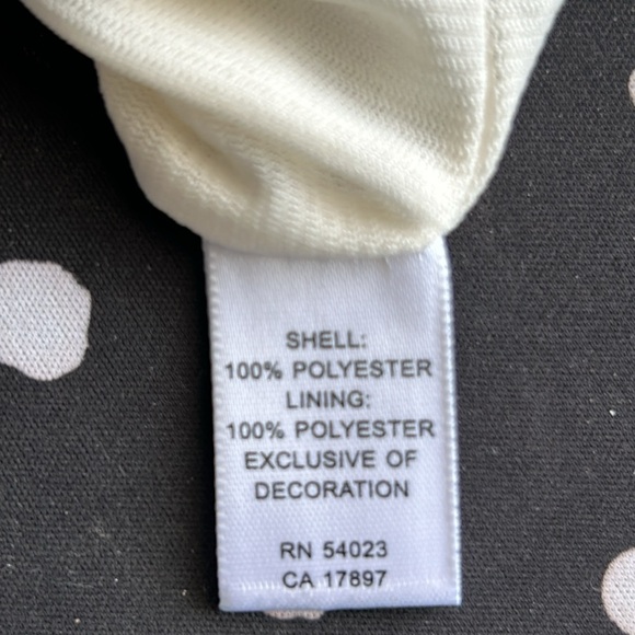 🏷️ SALE 🏷️ Banana Republic Zig Zag shirt & skirt set - Picture 13 of 13